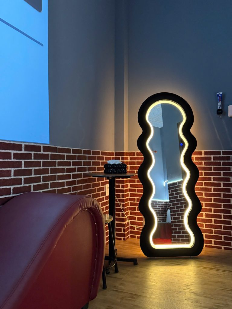 CGV Room 1
