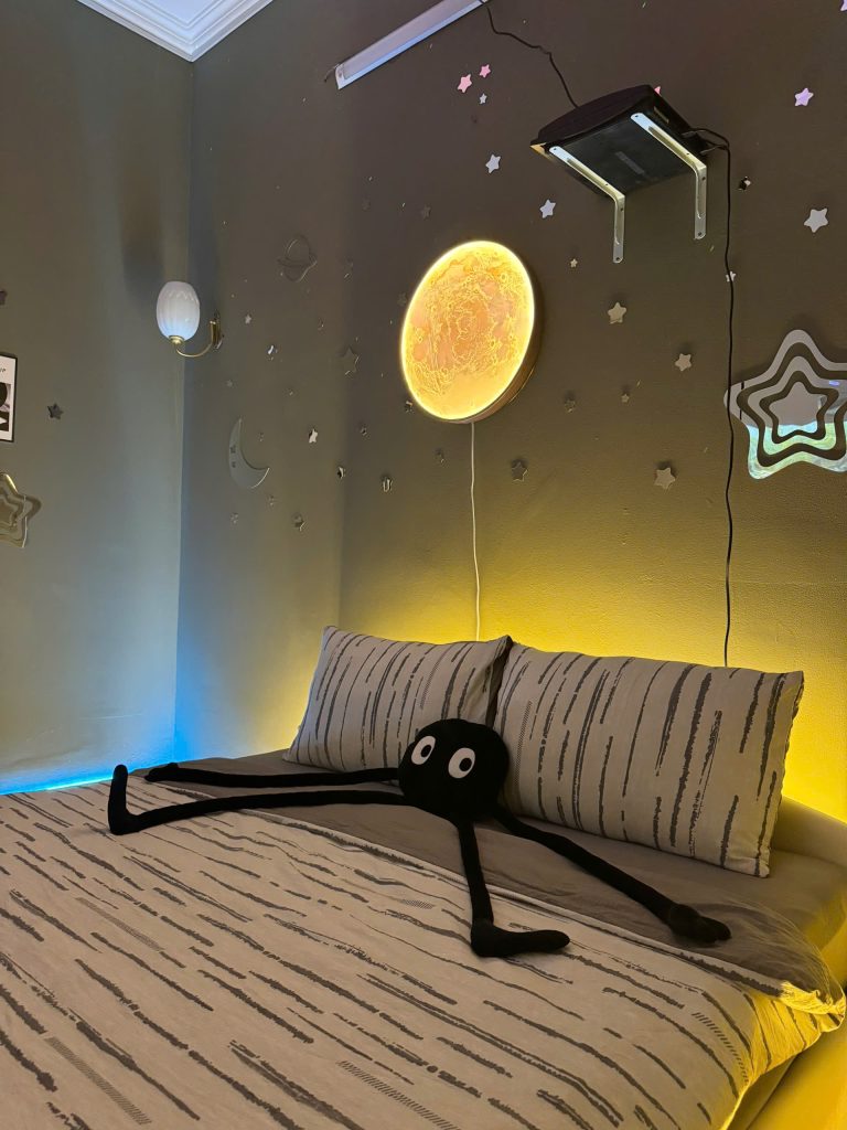Moon Space 2