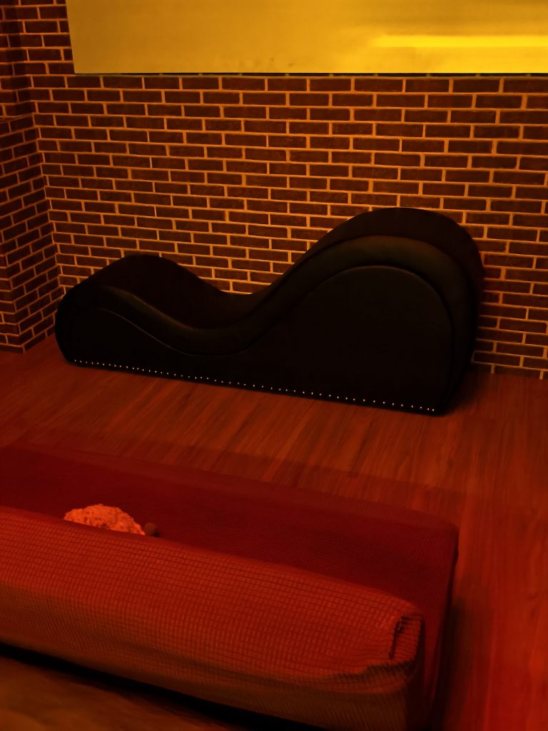 Cine Room 4