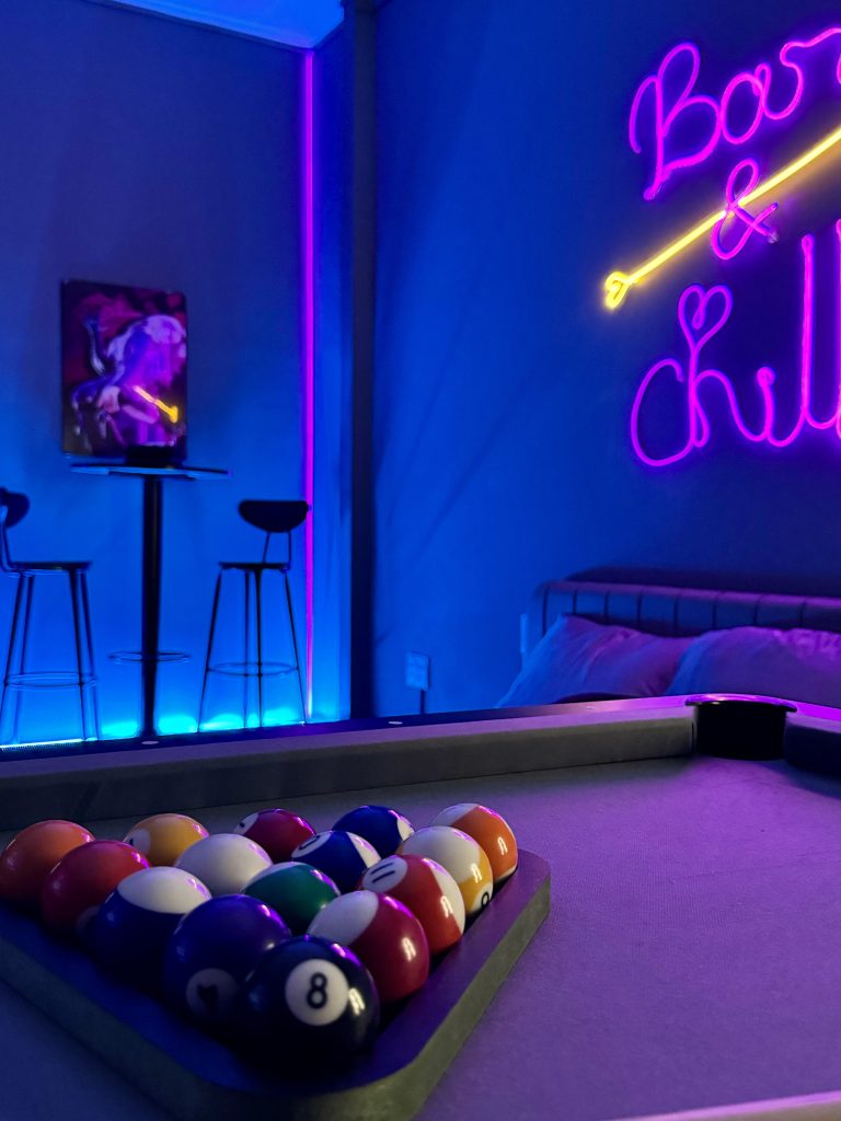 Bar chill ST 2