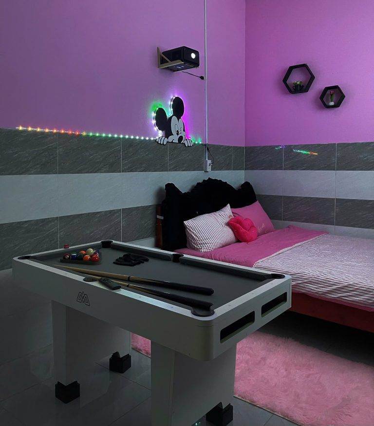 Black Pink