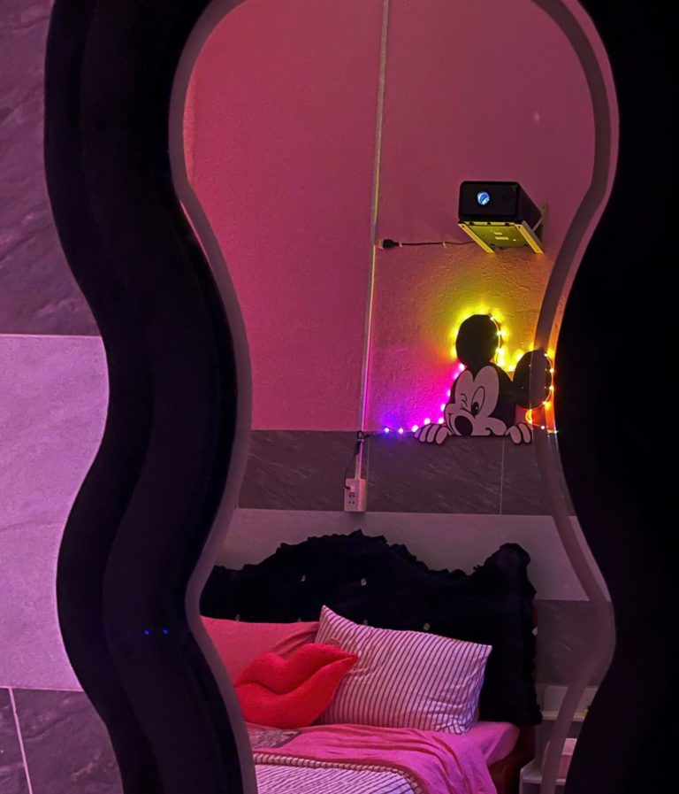 Black Pink 4