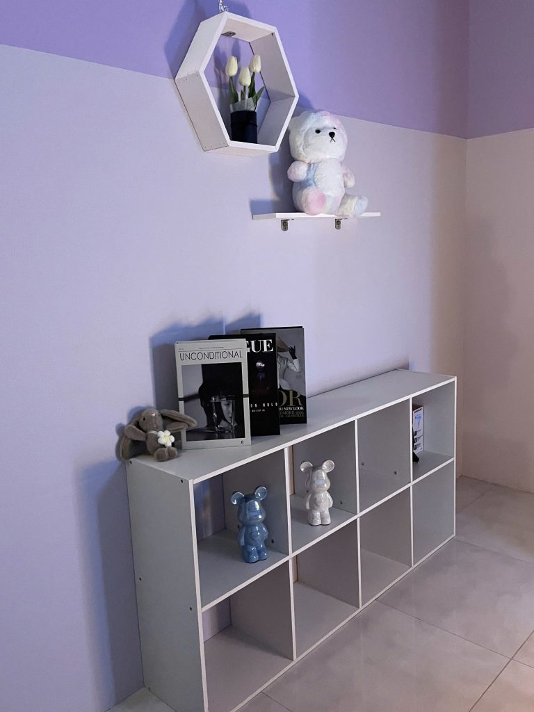 Violet 4