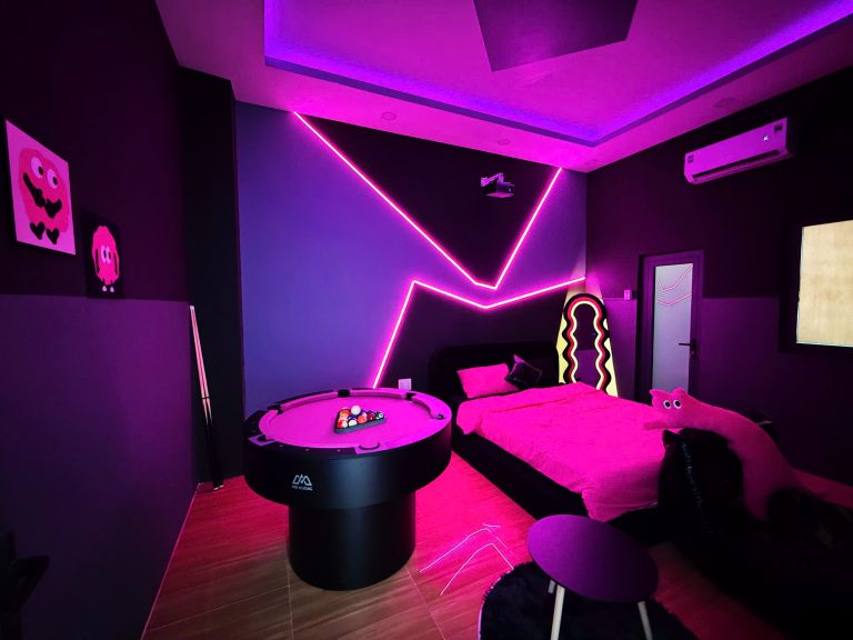 Black Pink