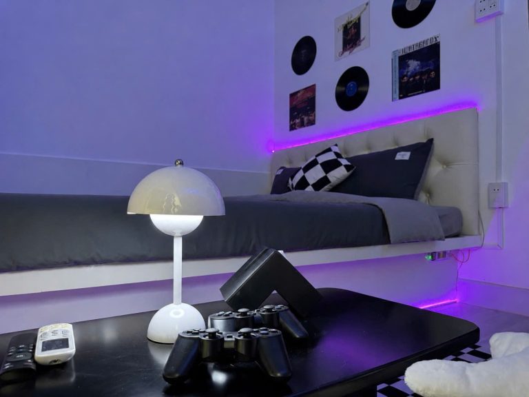 Night Hub